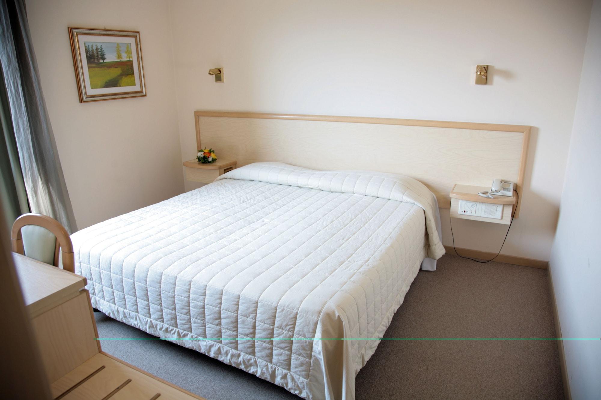 Hotel Bassetto Ferentino Eksteriør bilde